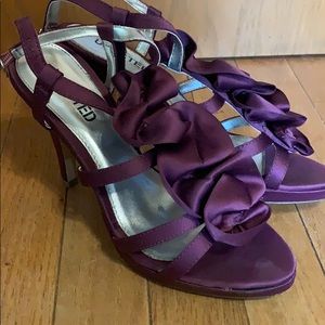 Kenneth Cole - Purple Heel with Ruffles